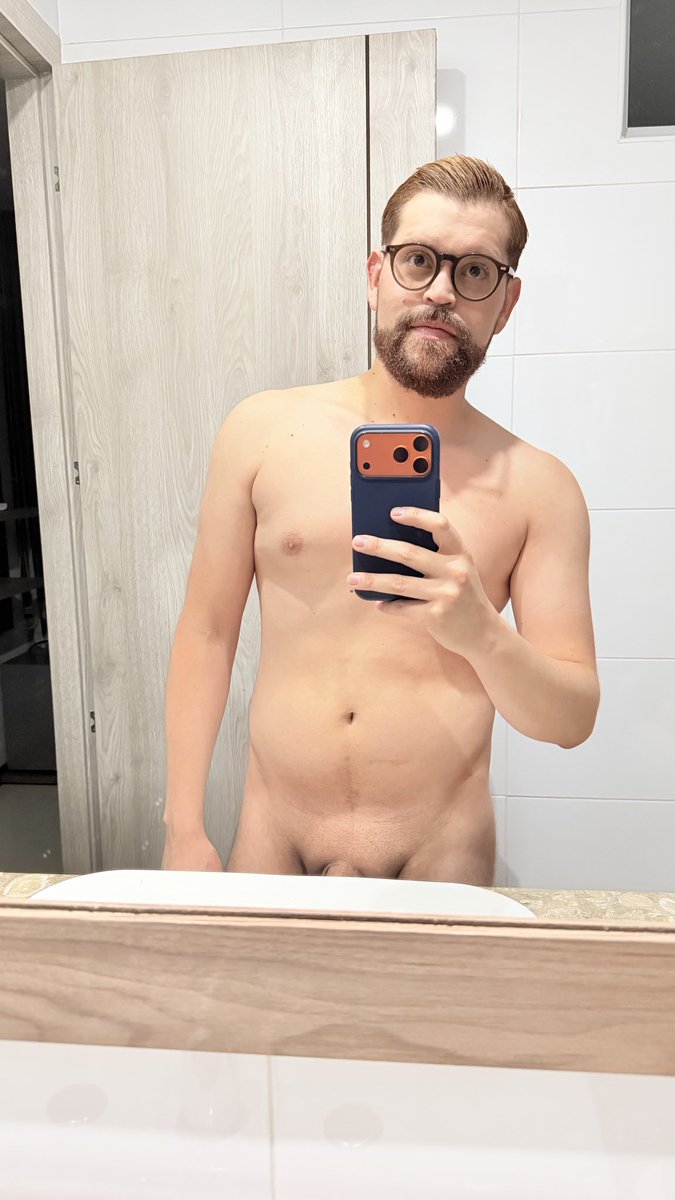 An∂¥ Ch@ng Co. tweet media