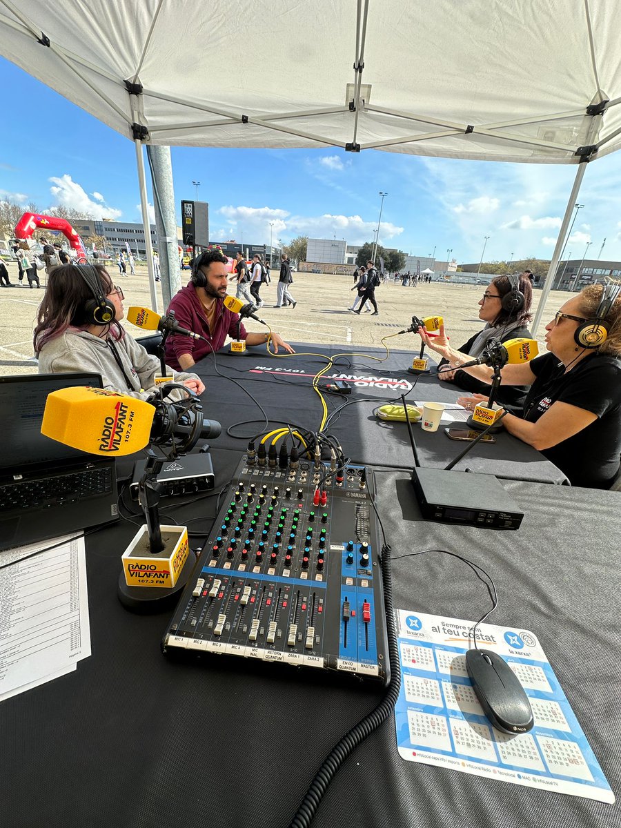 radiovilafant's tweet image. 🎙️ Les Veus del Matí en directe des del Saló dels Oficis de Figueres.

Empreses, centres educatius i alumnes de 4t d’ESO parlant de formació i futur professional.

🔊 Recupera el programa 👉 radiovilafant.net/2026/03/11/les…

#Figueres #Oficis #LesVeusDelMatí