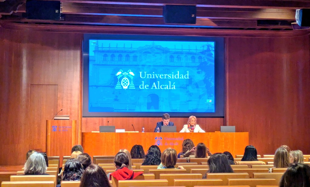 MIRAS_UAB's tweet photo. Ja som al #TISP9, el congrés de Formación e Investigación en Traducción e Interpretación en los Servicios Públicos de la @UAHes 🤩 @TISP9_UAH
Demà la Gema Rubio, la Ruth León Pinilla i el Marc Miranda hi presentaran dades del projecte #CIMAS 👉🏻 https://t.co/siXw2MNTLS https://t.co/qI53RgwFBX