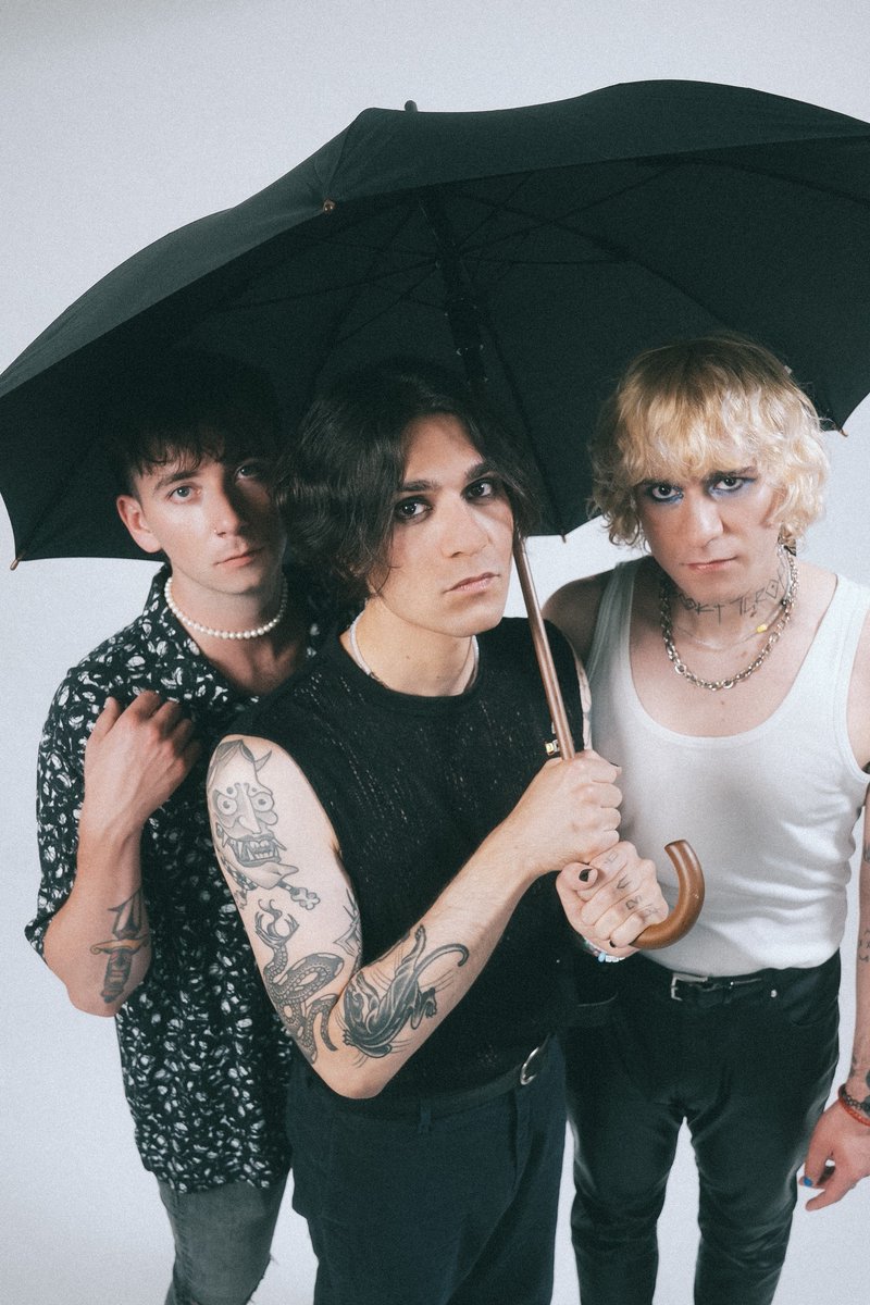 PUNKLOID tweet media