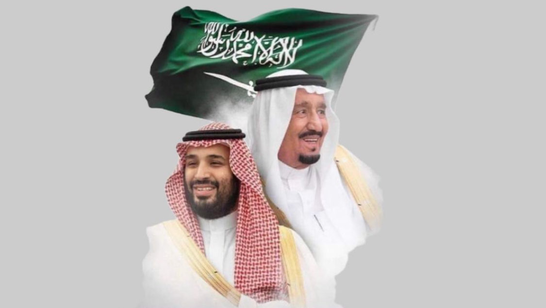 #يوم_العَلم 
دمت مرفرفاً عالياً يا راية التوحيد والعز.
