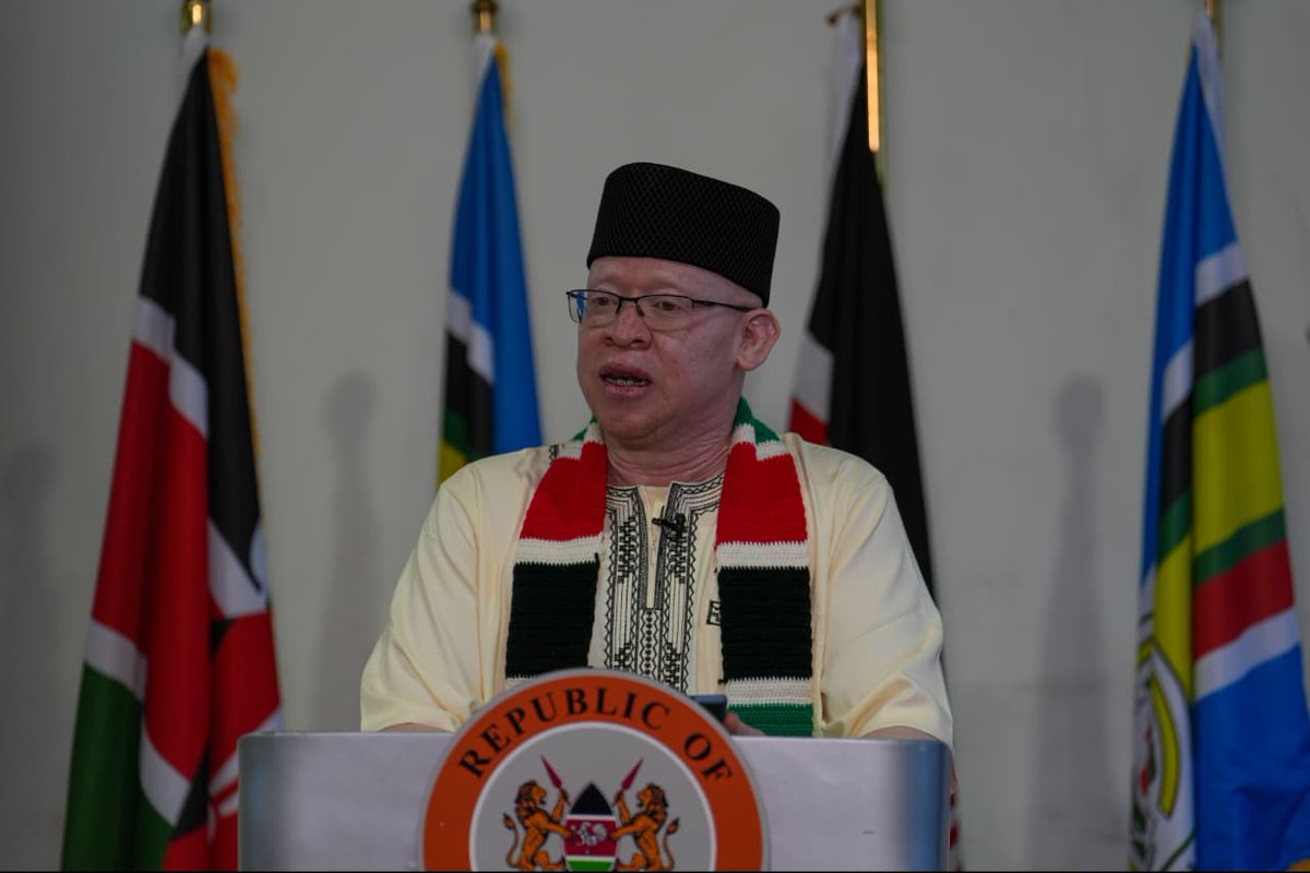RadioIngo's tweet photo. Msemaji wa Serikali, Isaac Mwaura, ametangaza kuwa Serikali itagharimia kikamilifu gharama zote za kuhifadhi maiti na mazishi kwa waathiriwa waliofariki kutokana na mafuriko. ^DA #IngoFM https://t.co/9M7jYEeUbt