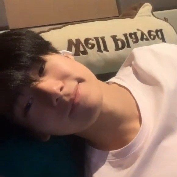phuwinnnth's tweet photo. ˗ˋ hIs sLeepY EyeS 🐨ྀི🌙.*·̩͙ https://t.co/J6dsx486MZ