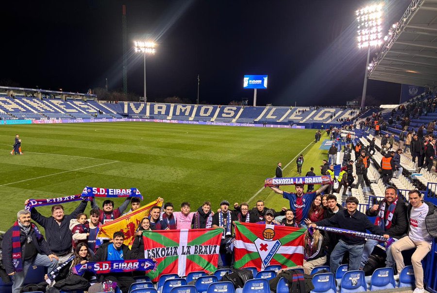 alexpati25's tweet photo. Desplazamiento a Leganés para el recuerdo con la primera victoria armera de visitantes.
A por más. ⚔️❤️💙 https://t.co/Fqa3DUmUkB