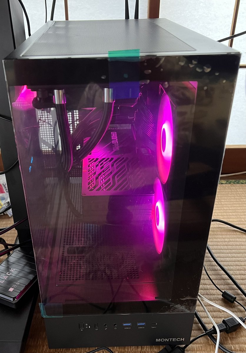 こばこ tweet media