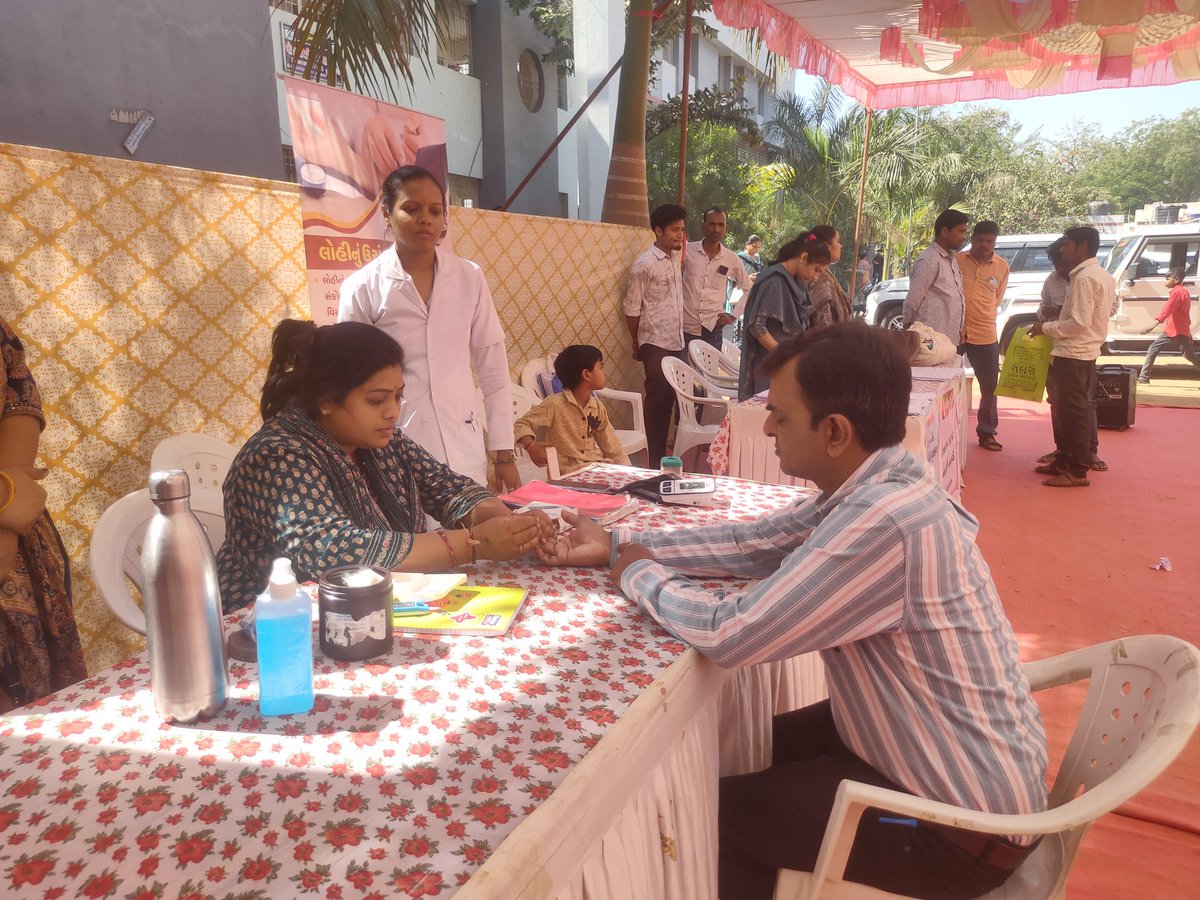 આજ તારીખ:૧૧/૦૩/૨૦૨૬ ના રોજ મોરા પ્રાથમિક શાળામાં સેવા સેતું ૨.૦ કાર્યક્રમ યોજાયો ... તથા મધ્યાહન ભોજન કેન્દ્ર... તથા પ્રાથમિક શાળા ની મુલાકાત લીધી <a href="/CollectorGodhra/">Collector Panchmahal</a> <a href="/sdmshahera/">Prant Shahera</a>