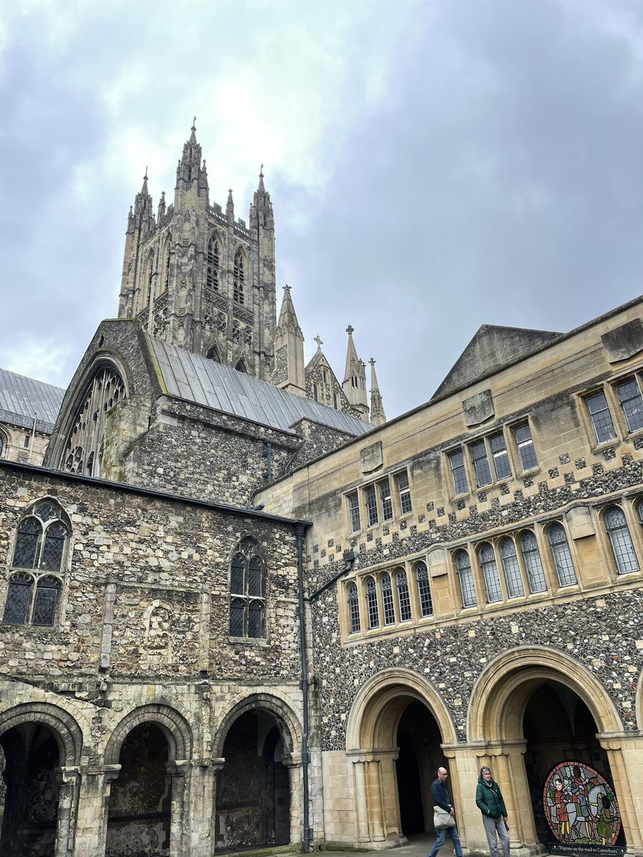 Sarah Holmes tweet media