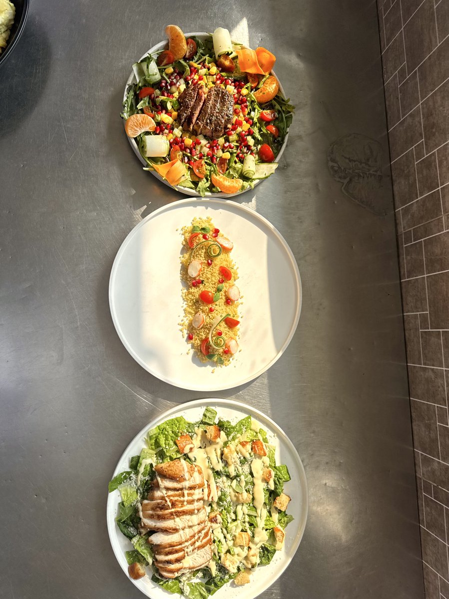 A little crunch, a little color, a lot of goodness.
Salads >>>>>