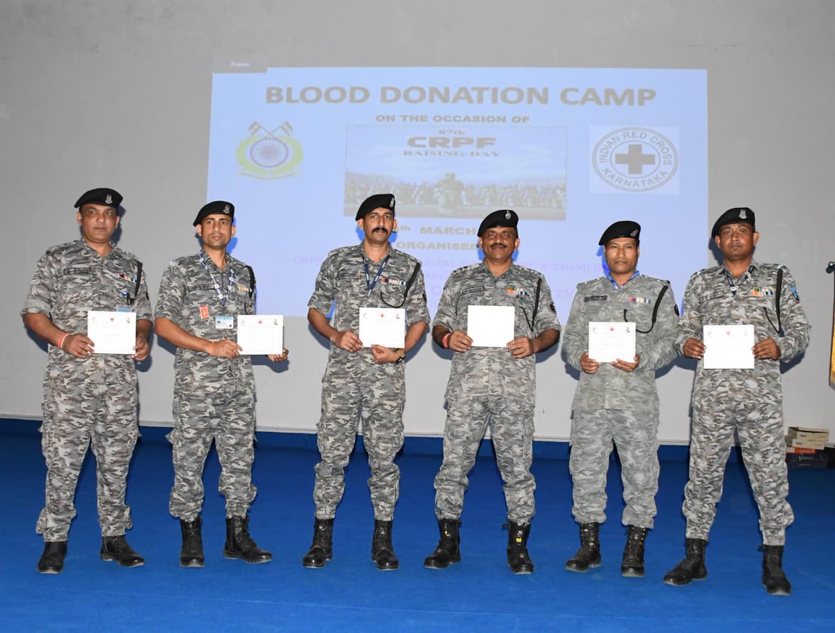 247Bncrpf's tweet photo. A total of 48 personnel from the unit donated blood during the camp notably, Sh.Sanjeeb Kumar Nanda D/C donated blood for the 20th time.
@crpfindia
#gcnda
#vstcnda
#Rangenda
#kksector
@gpsinghips https://t.co/pdHTXi3nYo