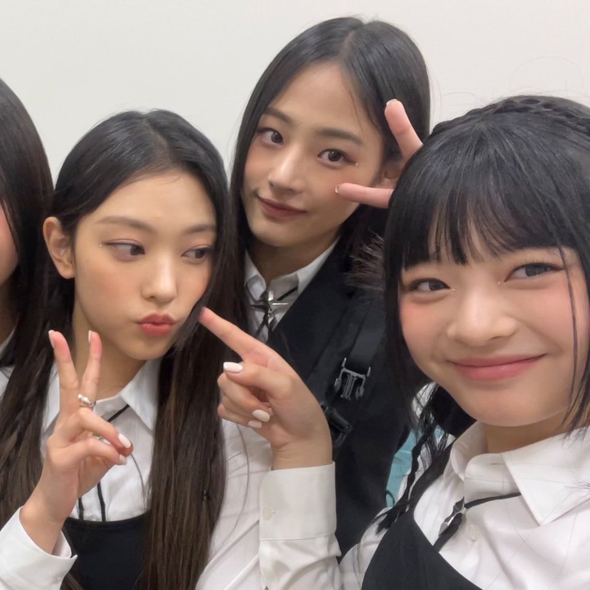 bluemoon_hn's tweet photo. ⠀⠀⠀
              へ         ╱|
        ૮  -   ՛ ) つ(>   < 7 
         /   ⁻  ៸          、˜〵
  乀 (ˍ,  ل            じしˍ,)ノ https://t.co/eouTmQUQid