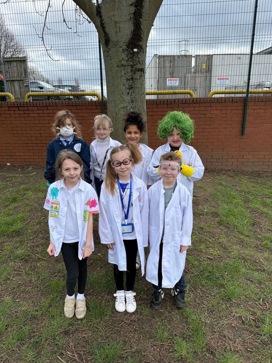 Holy Family & St Michael's Catholic Primary School tweet media