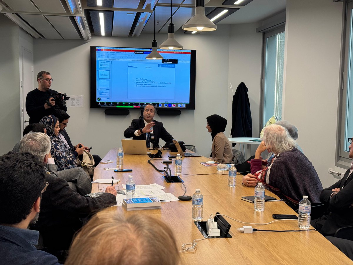 Alfred de Zayas tweet media