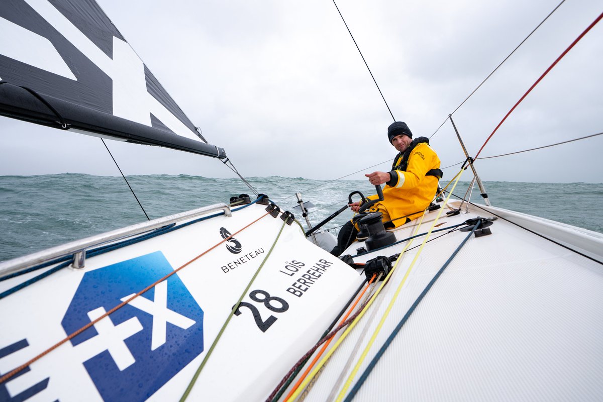 VoileBanquePop's tweet image. ⚡ 𝗝𝗢𝗨𝗥 𝗗𝗘 𝗗𝗘𝗣𝗔𝗥𝗧 ⚡

🏆 @SoloGuyCotten 
📍 Concarneau
⌚️ 12h30
🗺️ 250nm
⛵️ Figaro Banque Populaire
👤 Loïs Berrehar 

#PassionVoile