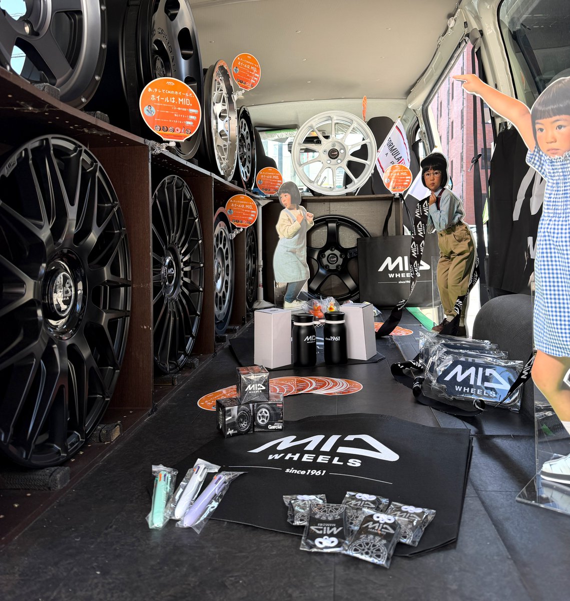 MID WHEELS tweet media