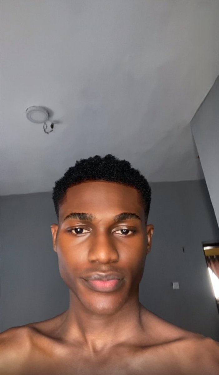 Excel_Obiora's tweet photo. Richard 
Height 5’9
19yrs 
Lagos 📍

@Zttwshop @Zlatan_Ibile https://t.co/WePVmJms0a