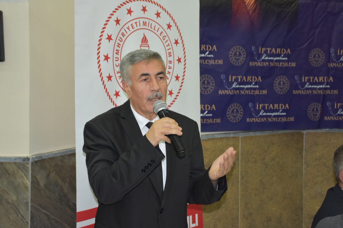 Kaymakamımız İlçemiz Mili Eğitim Müdürlüğünün Düzenlediği İftar Yemeğinde Öğretmenlerimiz ve Öğrencilerimiz ile Buluştu
sarkoy.gov.tr/kaymakamimiz-i…