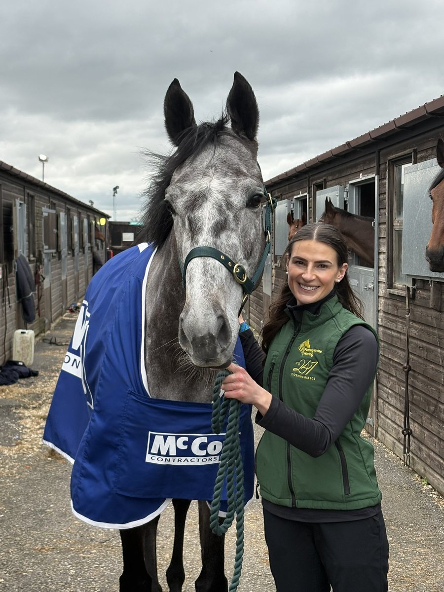 Katie Young tweet media