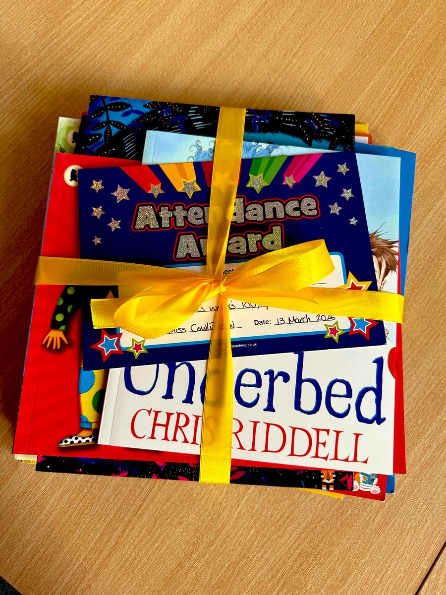 Rowena Academy tweet media