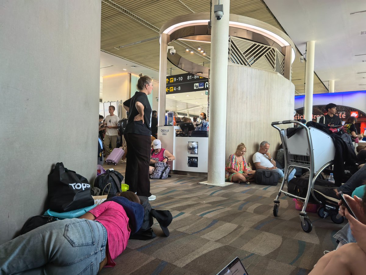 非必要不具象 tweet media