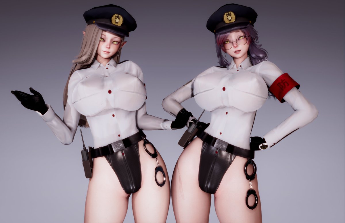 KY1_AP2's tweet photo. Try on the new outfit before going on set https://t.co/29x9LUFj3P