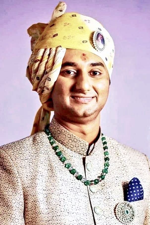 sprakashbjp's tweet photo. भारतीय जनता पार्टी के वरिष्ठ नेता, सिरमौर विधानसभा के लोकप्रिय विधायक श्री दिव्यराज सिंह जी को ��न्मदिवास की हार्दिक शुभकामनाएँ । 💐🙏 Divyaraj Singh 

माँ शारदा की कृपा सदैव आप पर बनी रहे यही कामना है। 
@divyarajrewa https://t.co/XjcpqamLis