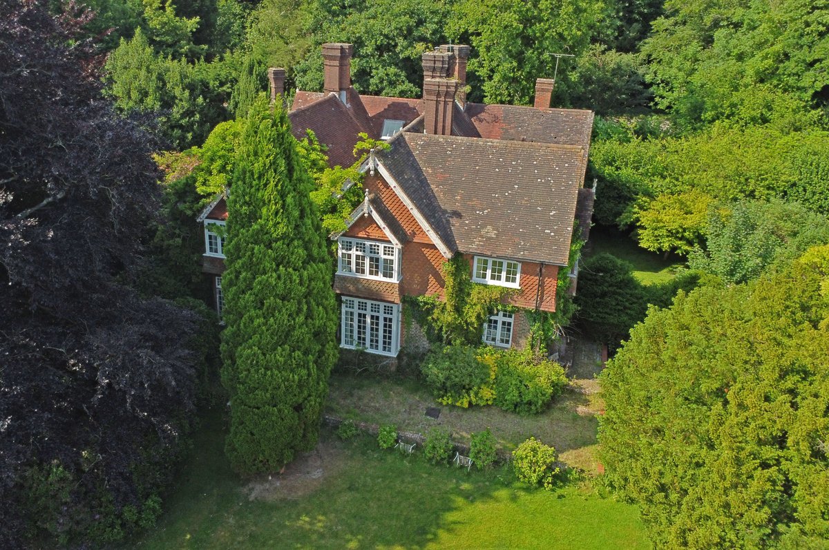 RH & RW Clutton - Country Property & Land Agents tweet media