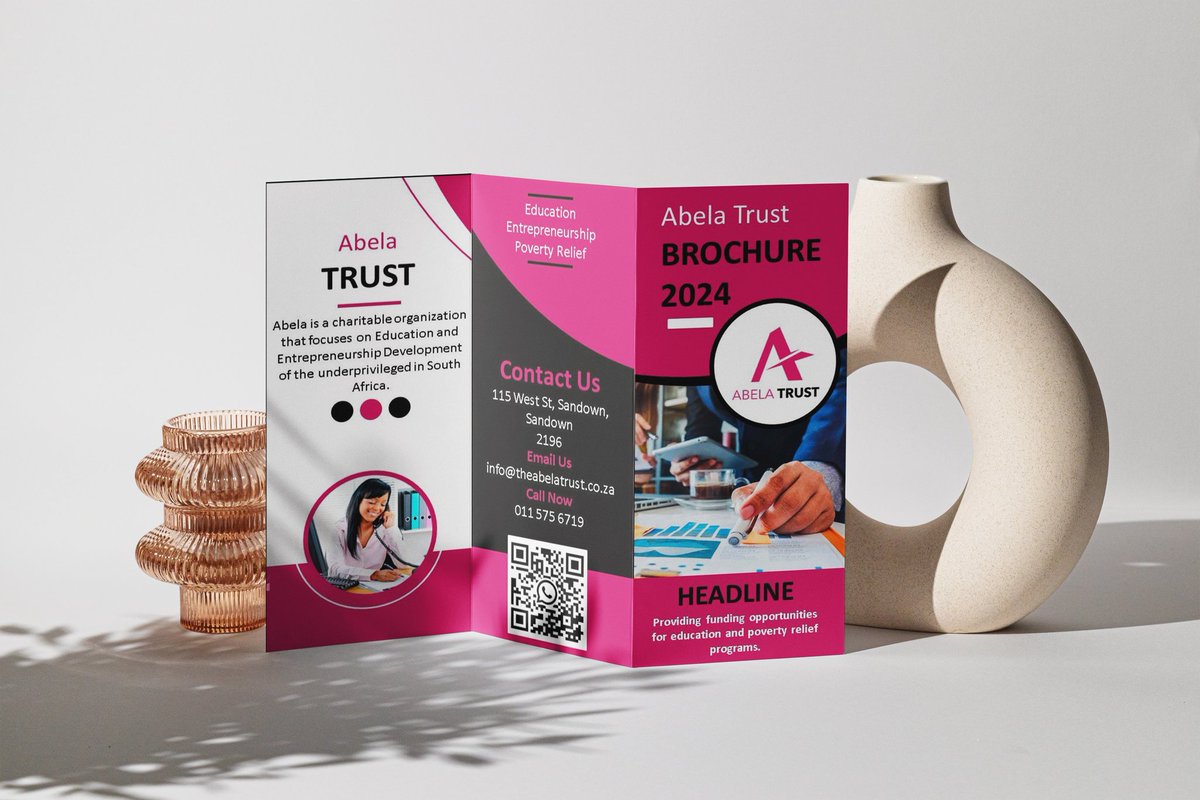 Promindzplanet's tweet photo. Tell your story, fold by fold 📚✨ A professionally designed trifold brochure is the perfect way to showcase your brand, product, or service. Let's create a lasting impression together! 💼 #TrifoldBrochure #GraphicDesign #MarketingEssentials #MadlangaCommission https://t.co/hJsJEFNGXk