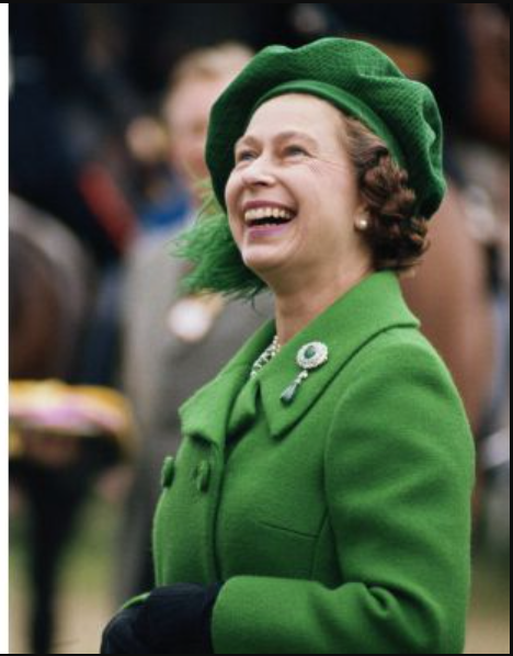ui_sinead's tweet photo. There is a strong possibility that this woman was in the RA. https://t.co/shOoJbyLHj