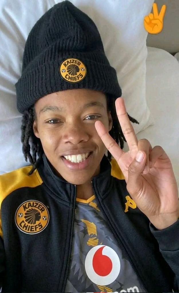 AkanimiltonM's tweet photo. Linda Motlhalo is fully Khosified ✌️🔥 https://t.co/yOo9q0TvAl