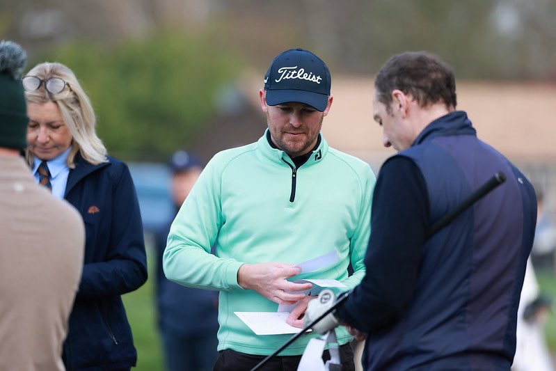 Nick de Villiers tweet media