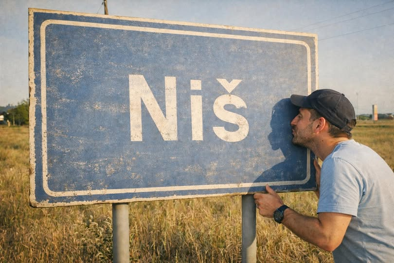 "( Najkraća moguca priča o Nišlijama )
- Pravom Nišliji slađe su belolučene paprike i urnebes salata, od čokoladu i tortu
- Pravi Nišlija više voli domaću rakiju i vino od viski
- Pravi Nišlija u pljeskavicu sa lepinju tura samo tucanu papriku i crni lukac
- Pravi Nišlija jede