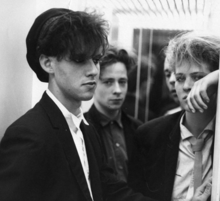 Madluv-Paris tweet media