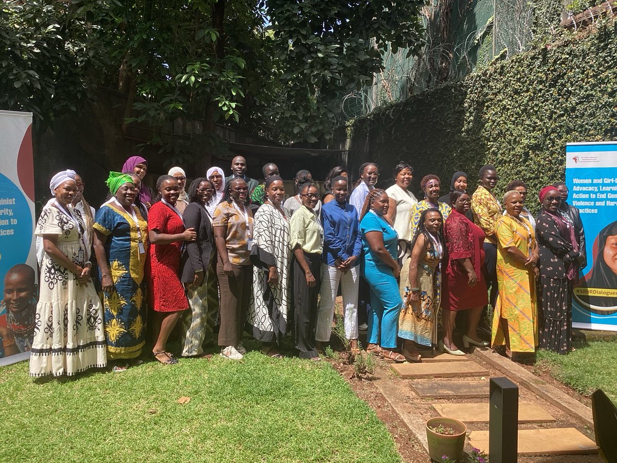 ThomasOdelok's tweet photo. Women and Girl- Led Advocacy Learning and Action to End Gender-Based Violence and Harmful practices convend by UNICEF and FEMENT in Nairobi ⁦@FemnetProg⁩ @KaramojaWomen https://t.co/6afkTjxIi4