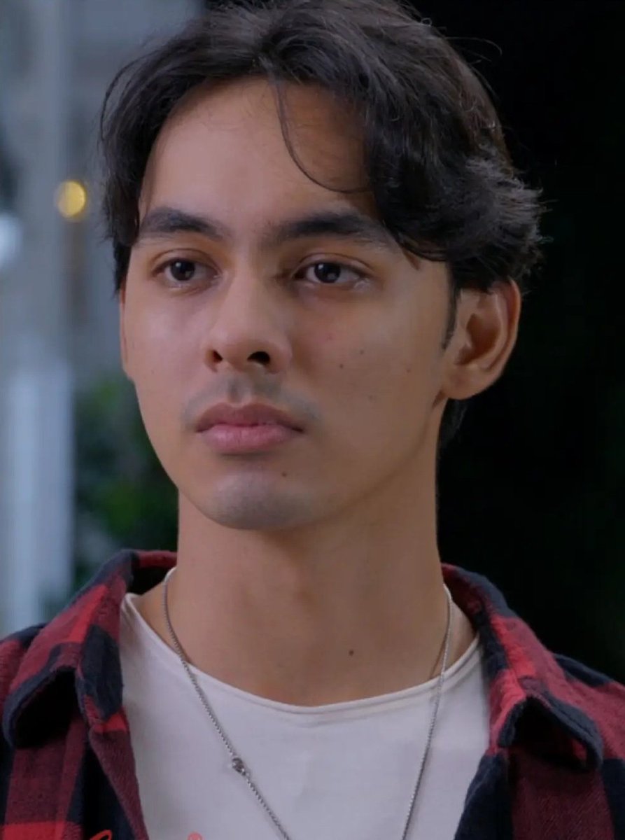 pino · 😎🚬 tweet media