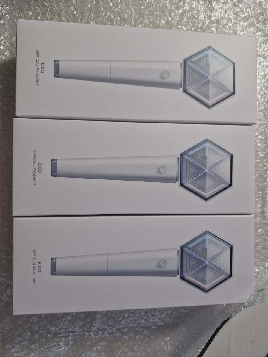 Baka may naghahanap pa po Eribong ver 3 , arrived na po sa KR address namin , 2 po ang extra

DOP:
25% DP MAR 15
25% MAR 30
25% APR 15
25% APR 30

dm us po if interested