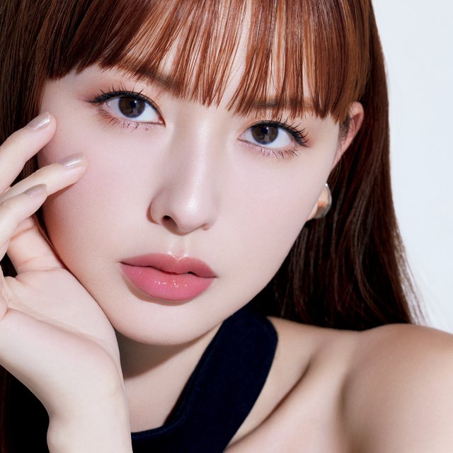 この鈴木えみめっちゃ好きだったんだけど、40歳なんて未だに信じてない…😭
1人だけ時止まってるのか歳とるの忘れたのかどっちなんだ、ずっと綺麗すぎない？？！🤦🏻‍♀️💞