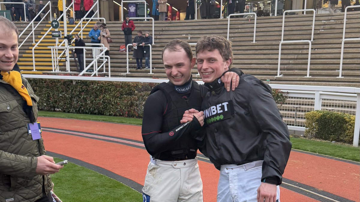 James Bowen tweet media