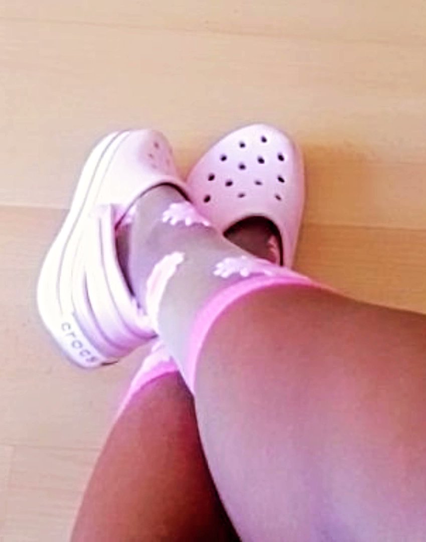 On Wednesdays we wear pink to raise awareness for people who forget to separate the reds from whites in the laundry. 🤣😂

#girltalkza