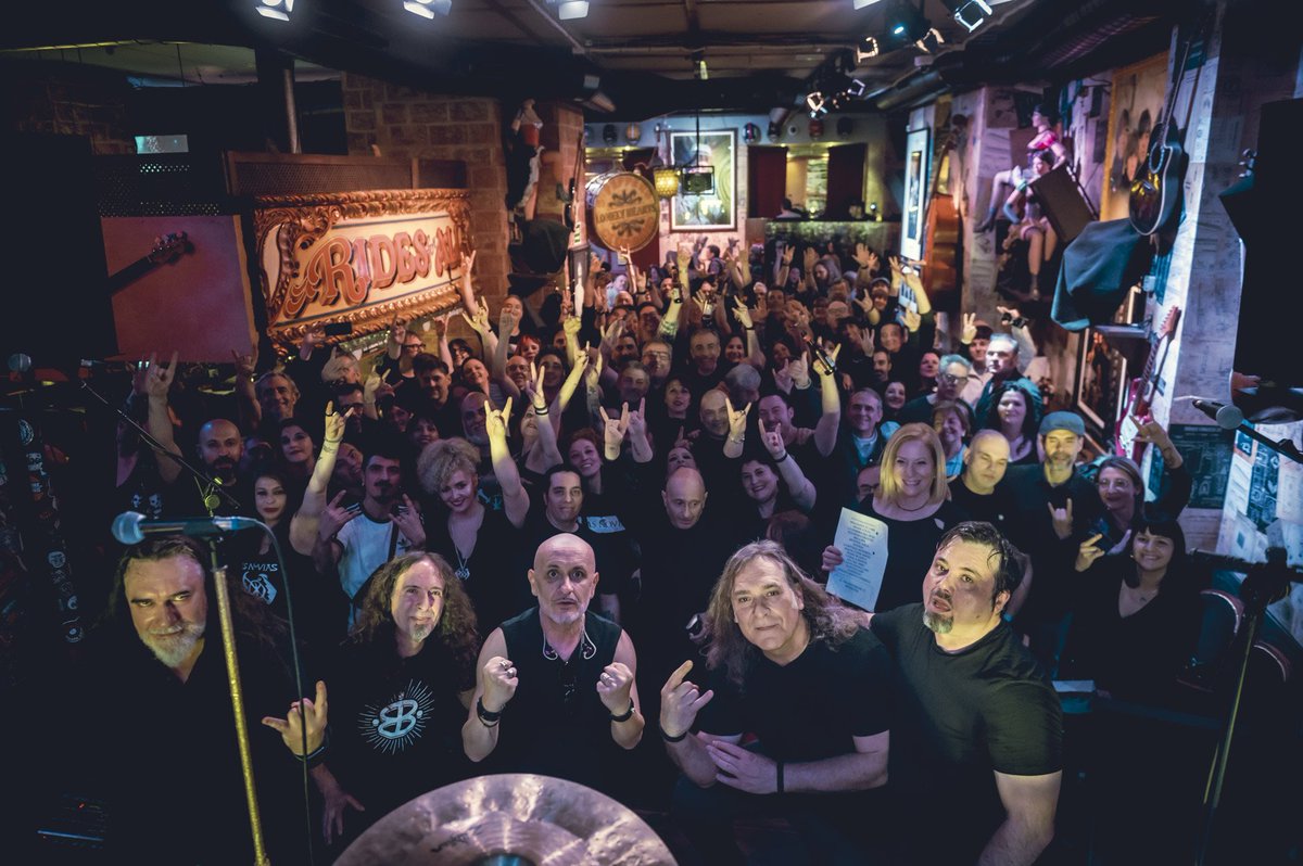 Las Novias tweet media