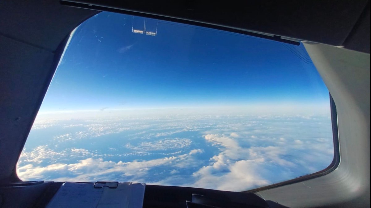 RealAeroclubGC's tweet photo. El cielo de Canarias nunca deja de sorprendernos 
Que preciosidad!!!
Nuestros socios nos envían estas maravillosas fotos de su último vuelo.
.
.
.
.
Info@realaeroclubdegrancanatia.es
#ragc #sky #dreams #vuelaconnosotros #enjoy #aviation #desdeelairetodoesmejor #aviaciongeneral https://t.co/ViV4psuogW