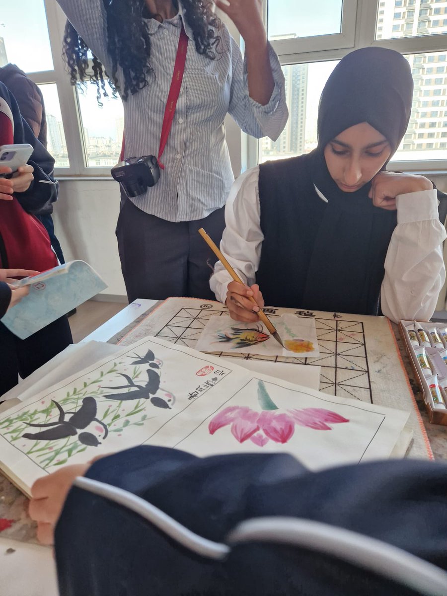 Dixons Trinity Chapeltown tweet media