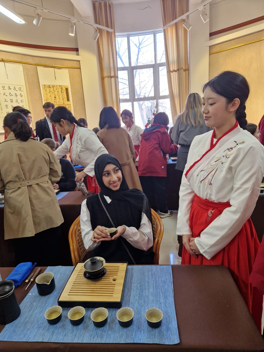 Dixons Trinity Chapeltown tweet media