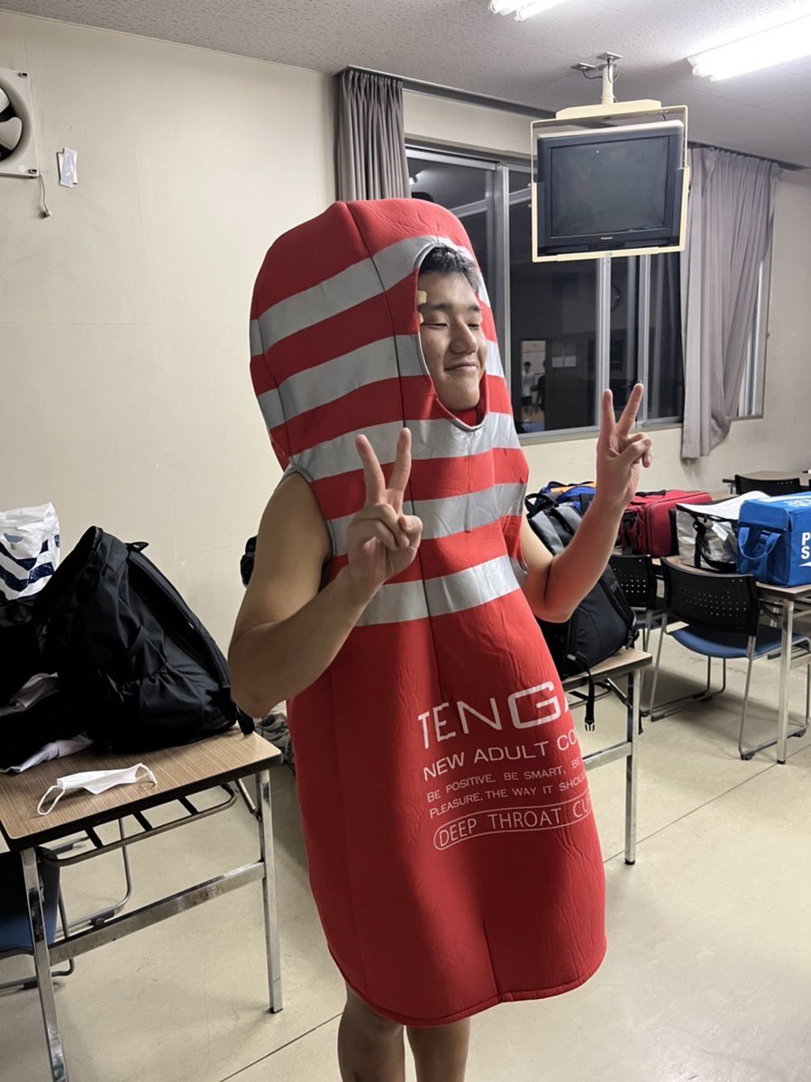 NUVC1's tweet photo. 【部員紹介④】
1. 名前 小林翔馬
2. 学部 医学部
3. 出身校 山形南高校
4. ポジション OH
5. アピールポイント 
  気合い、ベンチプレス
6. 一言メッセージ
  美味しいものをたくさん食べましょう https://t.co/QaAR9CA5e6