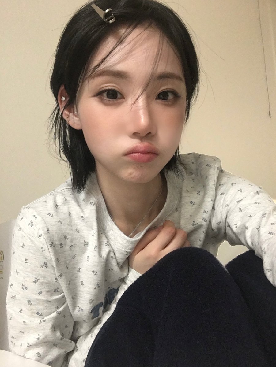 카니 tweet media