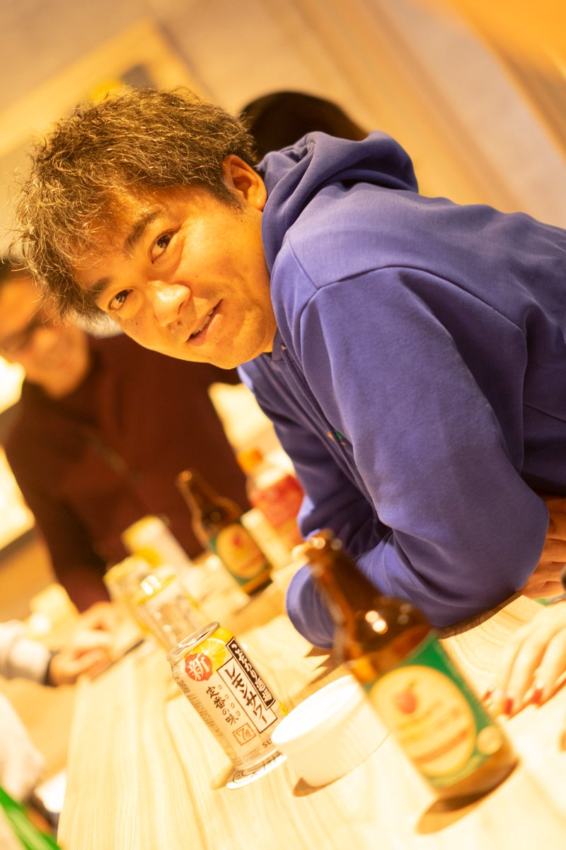 bitstar_jp's tweet photo. 【bitstar Cafe&amp;Bar🏕】
3/13(金)は営業部長の森田店長が担当します❄️
まだ少し冷たい札幌の空気ですが、店内はあたたかく営業しています！
仕事帰りの一杯にも、 気軽に立ち寄ってみてください👏

#bitstarCafeBar #札幌 #コミュニティバー #北海道 #春待ち https://t.co/hjOSIME6MA