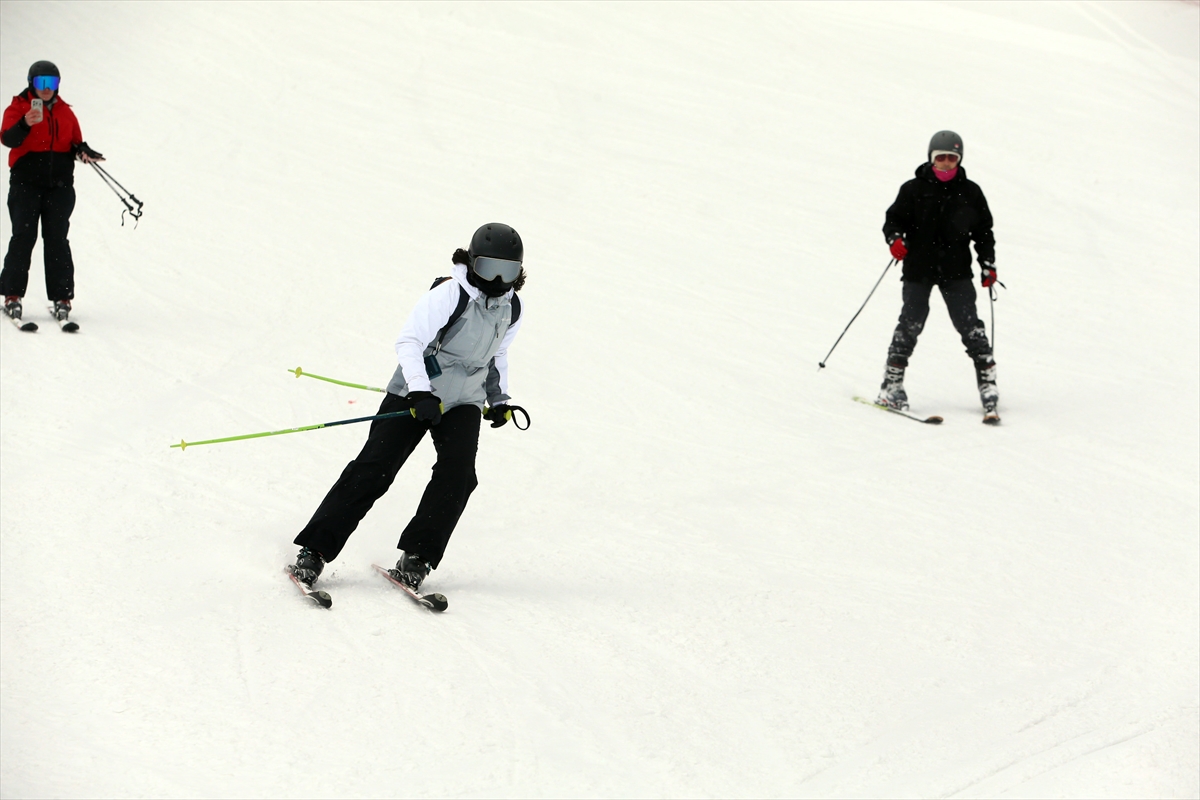 GezelimSeyahat's tweet image. Ilgaz Dağı’nda kayak keyfi mart ayında da devam ediyor

gezelim.com/ilgaz-daginda-…

#Kastamonu #IlgazDağı #Kayak