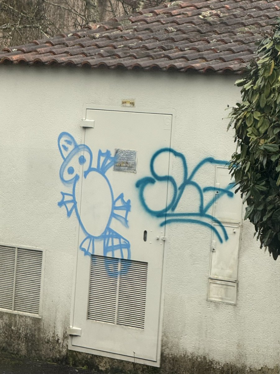 최근.. 이 동네에 오리너구리를 그리고다는 사람이 있어요…