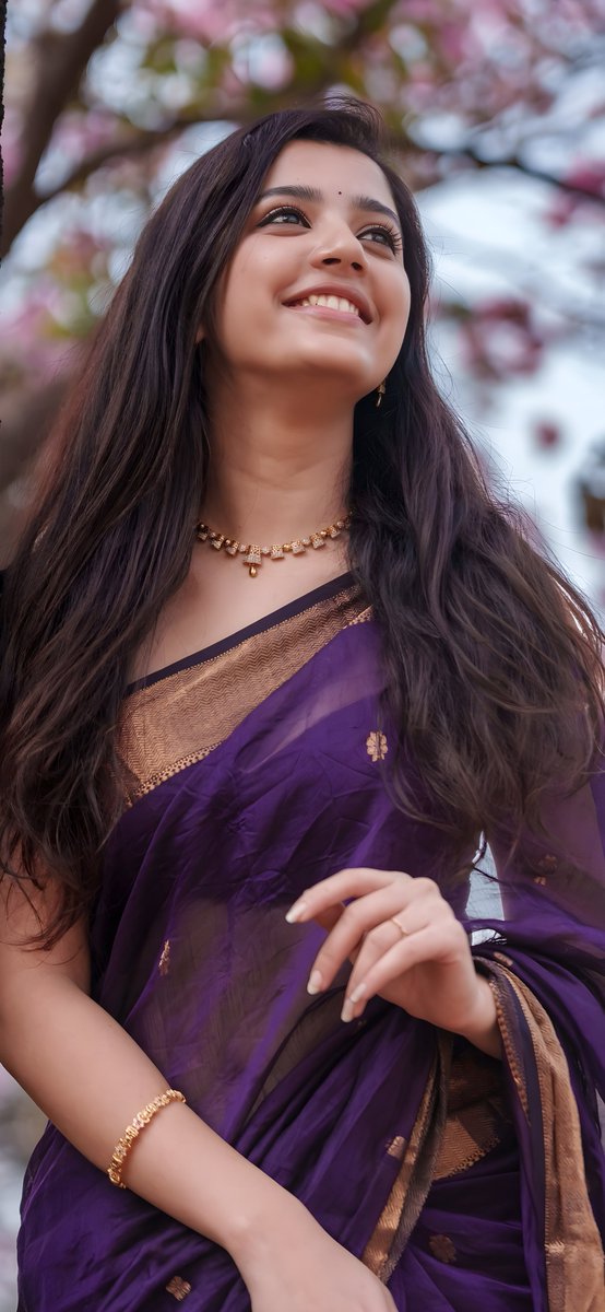 SareeAesthetics's tweet photo. Devika Bhatt
#DevikaBhatt https://t.co/Pf8Sr6c0hJ
