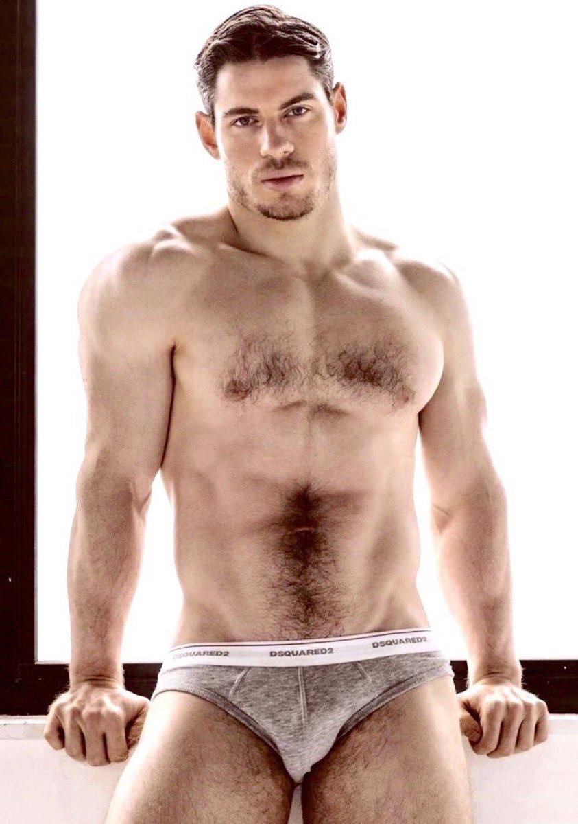 Mister Race Bannon tweet media