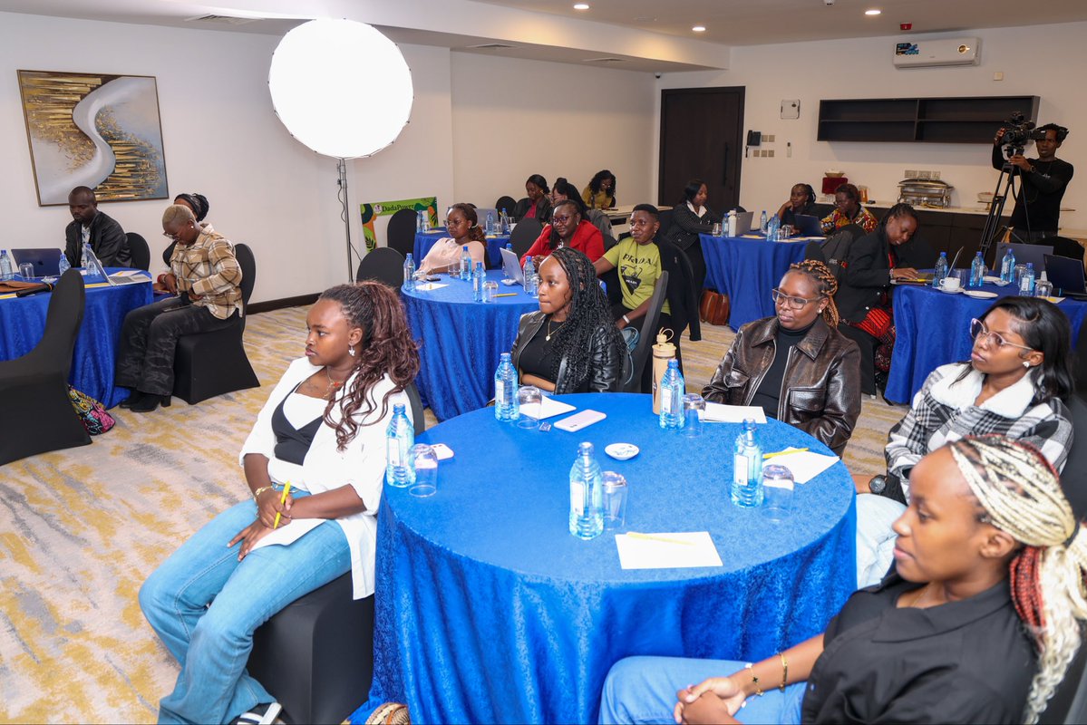 DadapowerKE's tweet image. DadaPower Initiative with support from the Friedrich Ebert Stiftung Gender Justice Working Group have come together today to celebrate  our first cohort of STEP UP graduates who have gone through the Step Up Program for the past 1 year. #STEPUP #WorkersProtection #WorkersRights